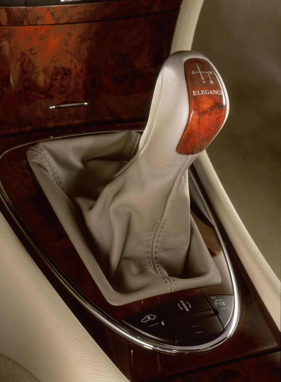  Mercedes-Benz E-Class 2002 года  (фото 347 из 448)